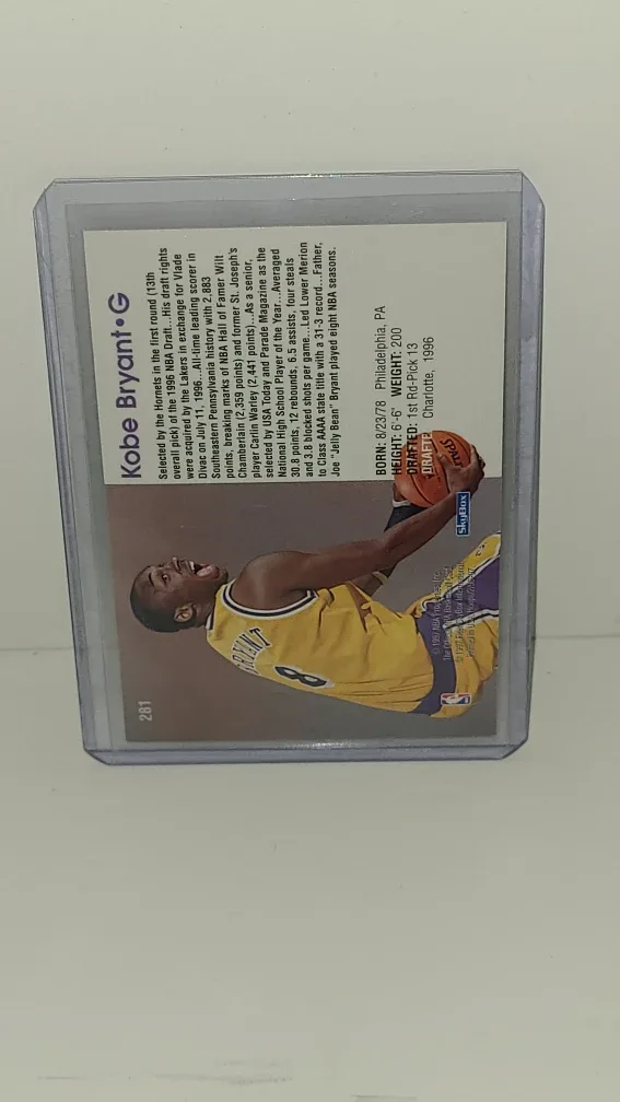 Kobe Bryant NBA Hoops Rookie Trading Card image indicator(2)