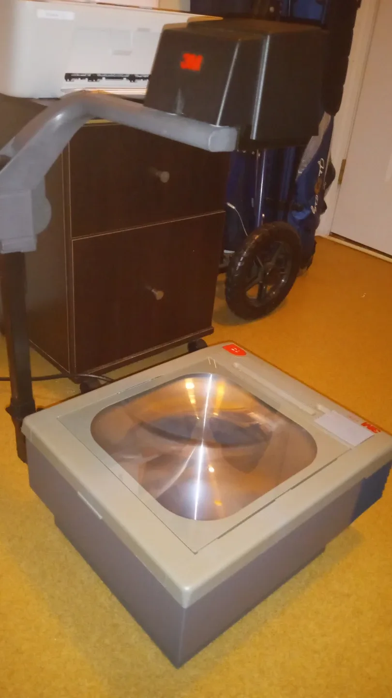 3M 9100 Overhead Projector