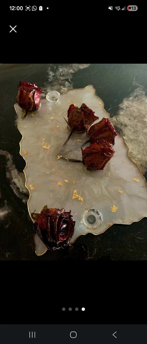 Handmade Resin Tray and Coaster Set image indicator(5)