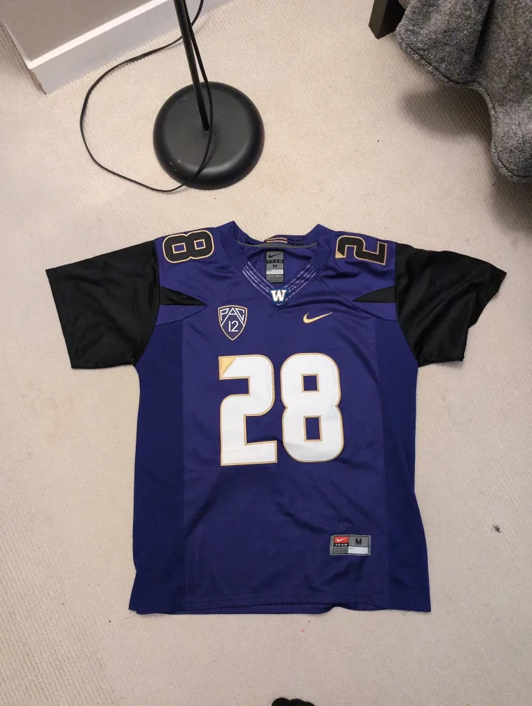 Nike Washington Huskies #28 Jersey - Size M image indicator(2)