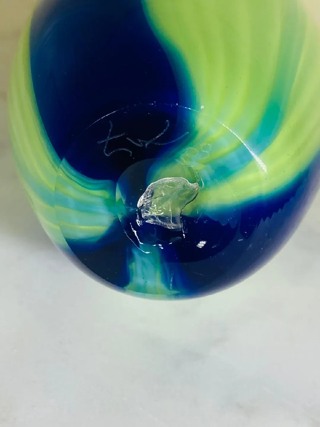 Green and Blue Art Glass Vase image indicator(5)