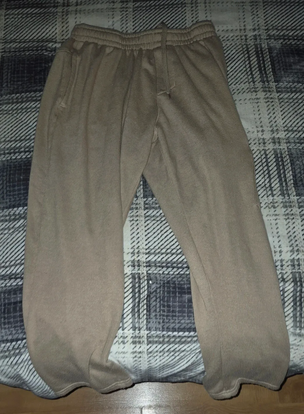 Sweat pants & PJs image indicator(6)