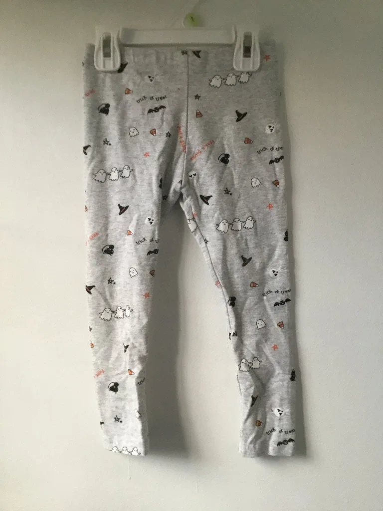 Girls sz 4 black cat pajamas image indicator(2)