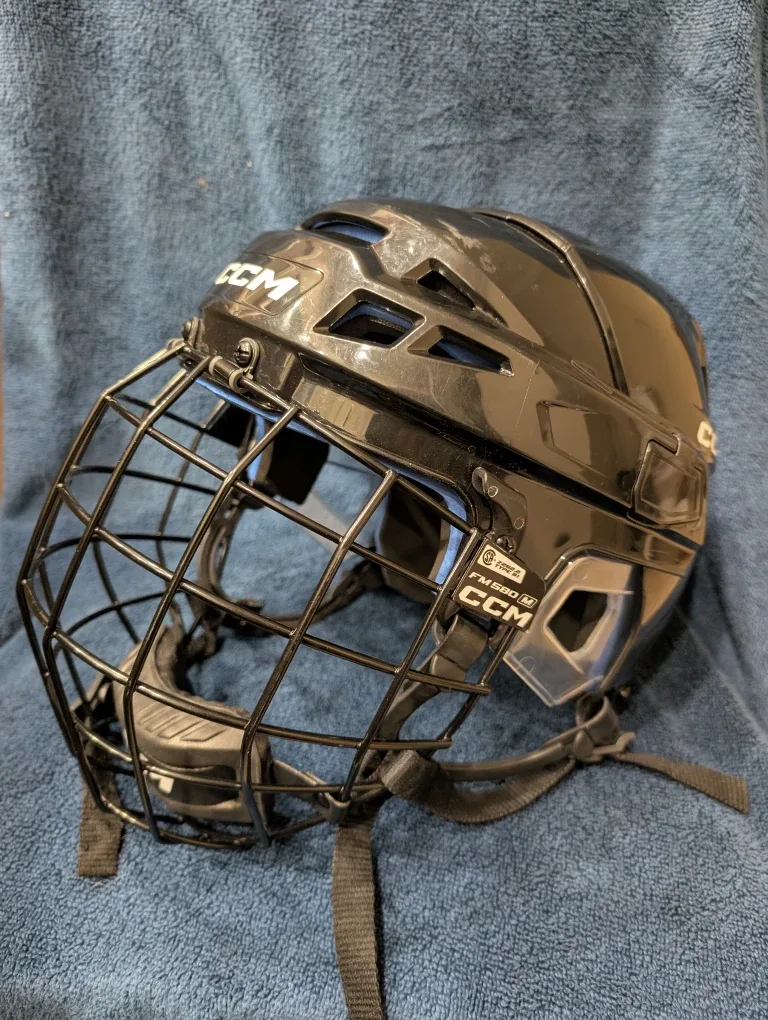 CCM Hockey Helmet with FM580 M Facemask - Medium image indicator(2)