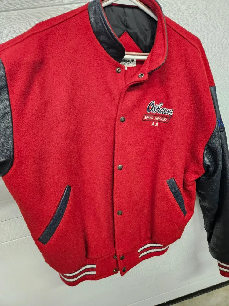 Roy's Enterprise Ontario Hockey Jacket - Size L/G image indicator(6)