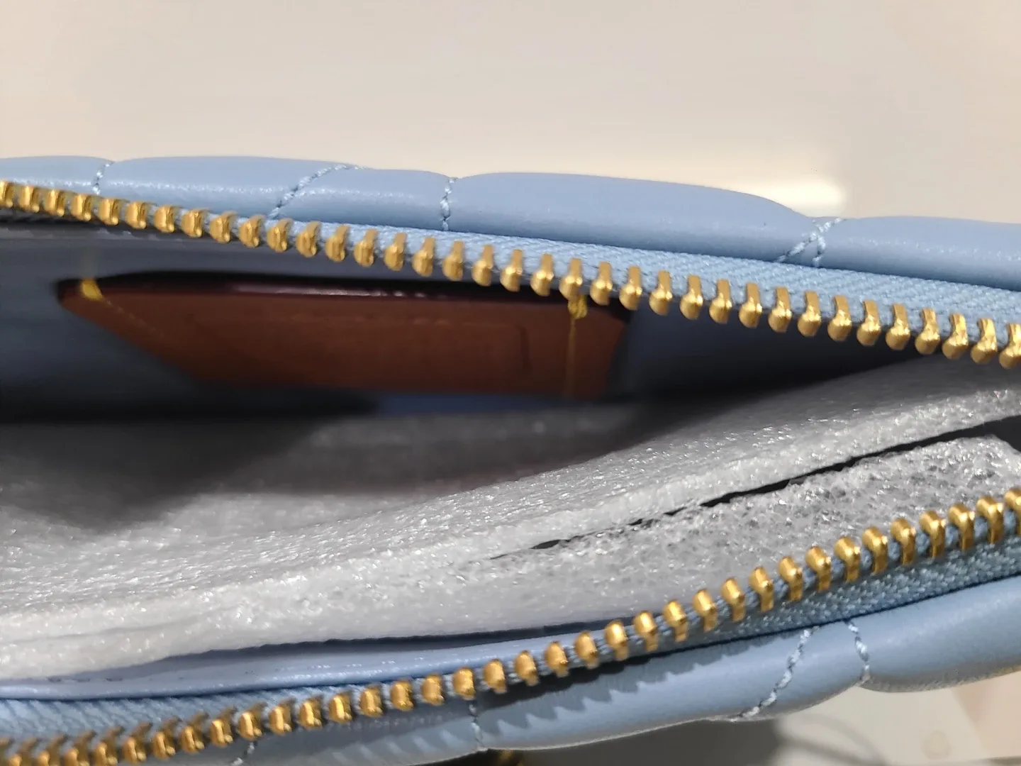 NWT Coach Pouch Bag With Pillow Quilted in Bluebell Colour image indicator(5)