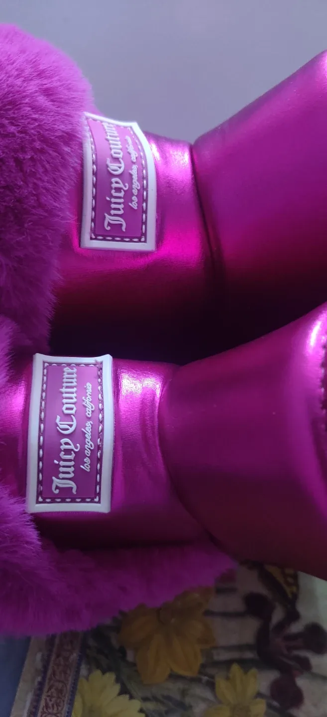 Juicy Couture Pink Winter Boots image indicator(2)