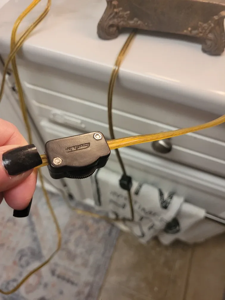 Pair of Vintage Style Table Lamps image indicator(3)