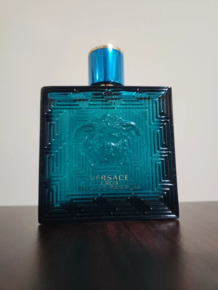 Versace Eros Eau de Parfum thumbnail