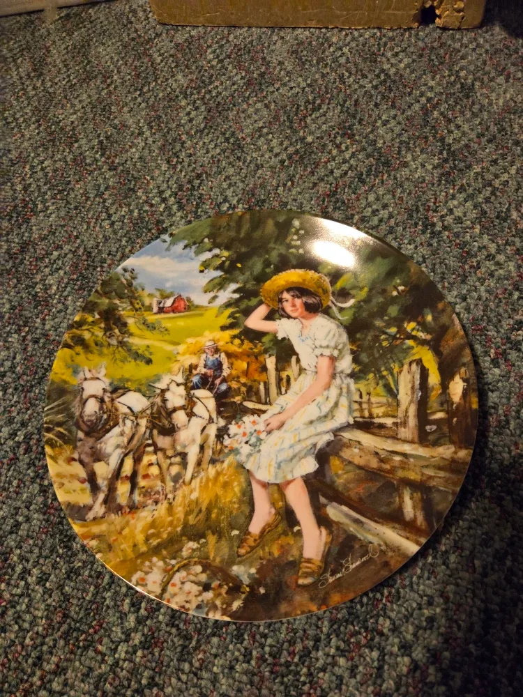 Sheri Farabaugh Collector Plates image indicator(4)