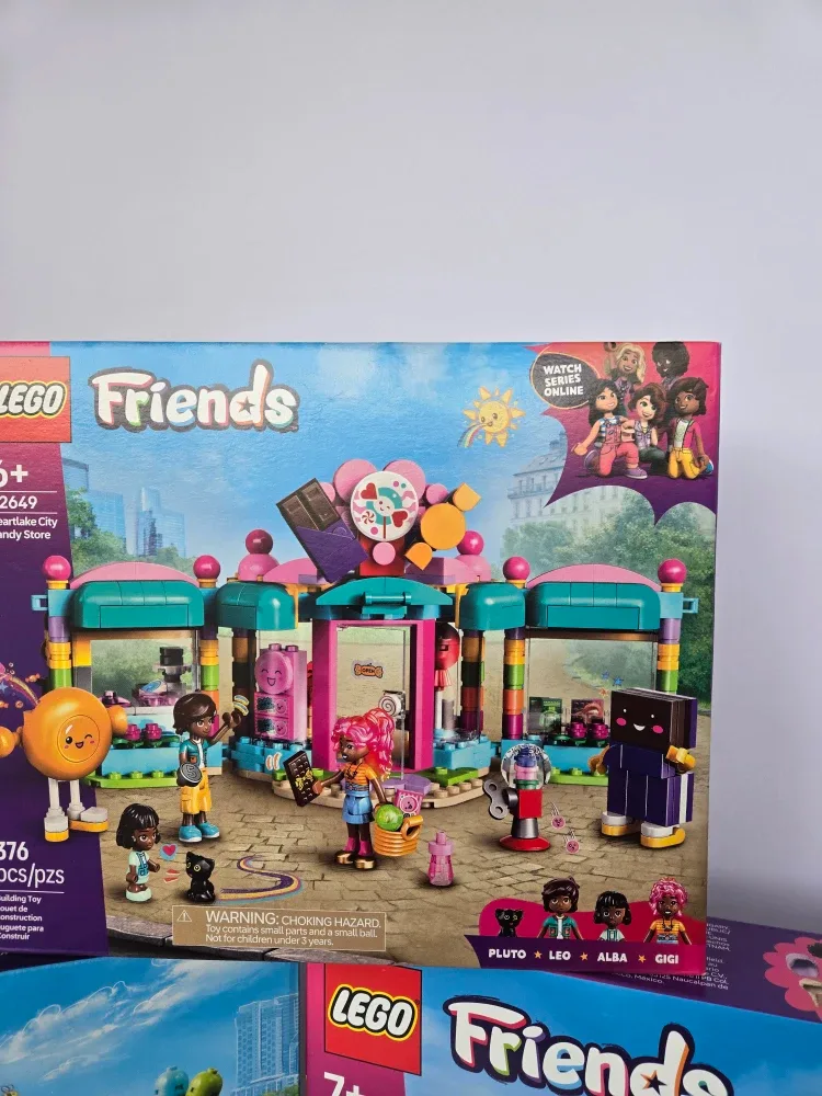 3 brand new lego friends toy lot image indicator(3)
