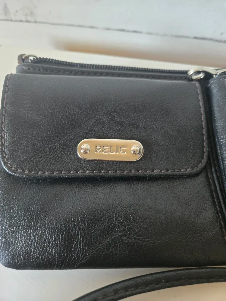 Relic Black Crossbody Wallet image indicator(2)