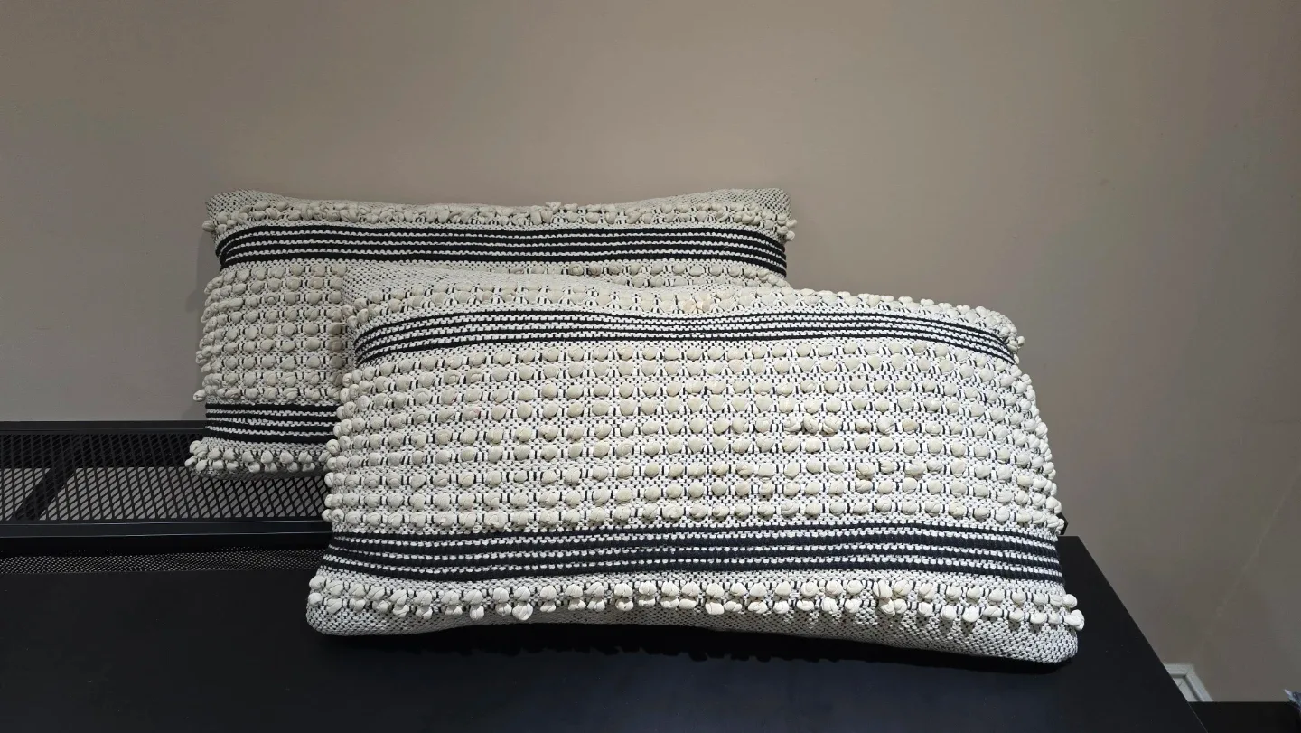 Decorative Throw Pillows