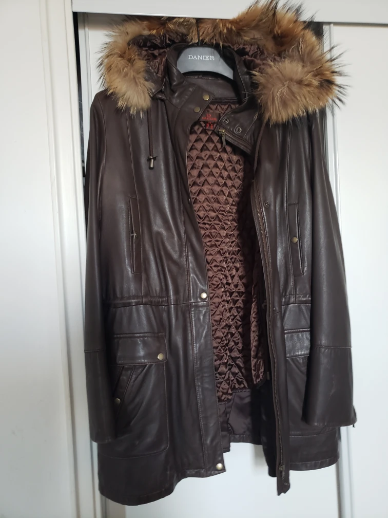 Danier Leather Coat with Fur Hood - photo 3