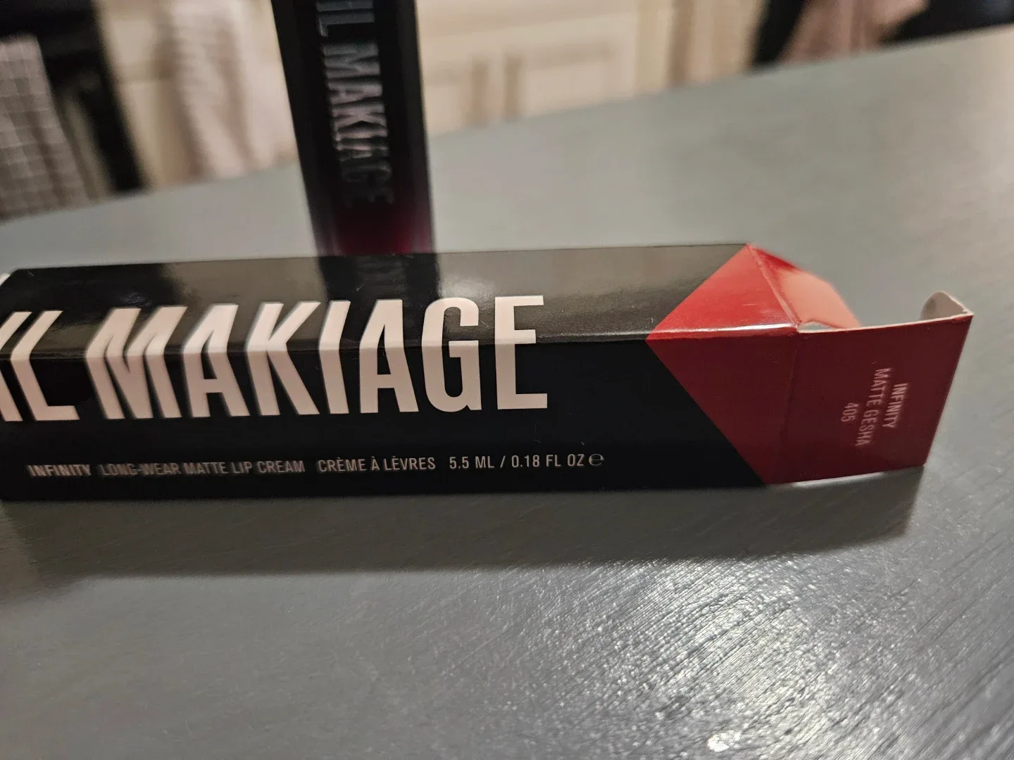 IL MAKIAGE infinity long-wear matte lip cream in 405/Geisha