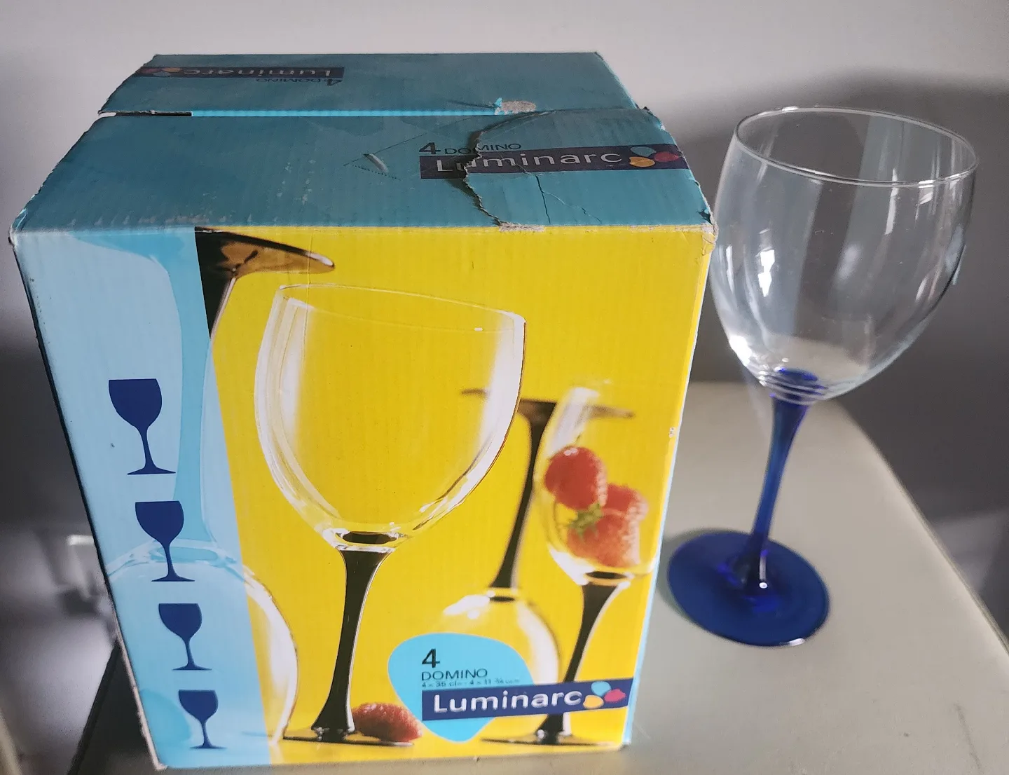 Luminarc Domino Wine Glasses - Set of 4 thumbnail
