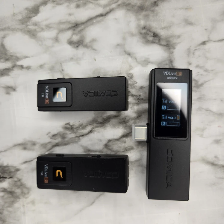 Comica VDLIVE10 Wireless Microphone - photo 3