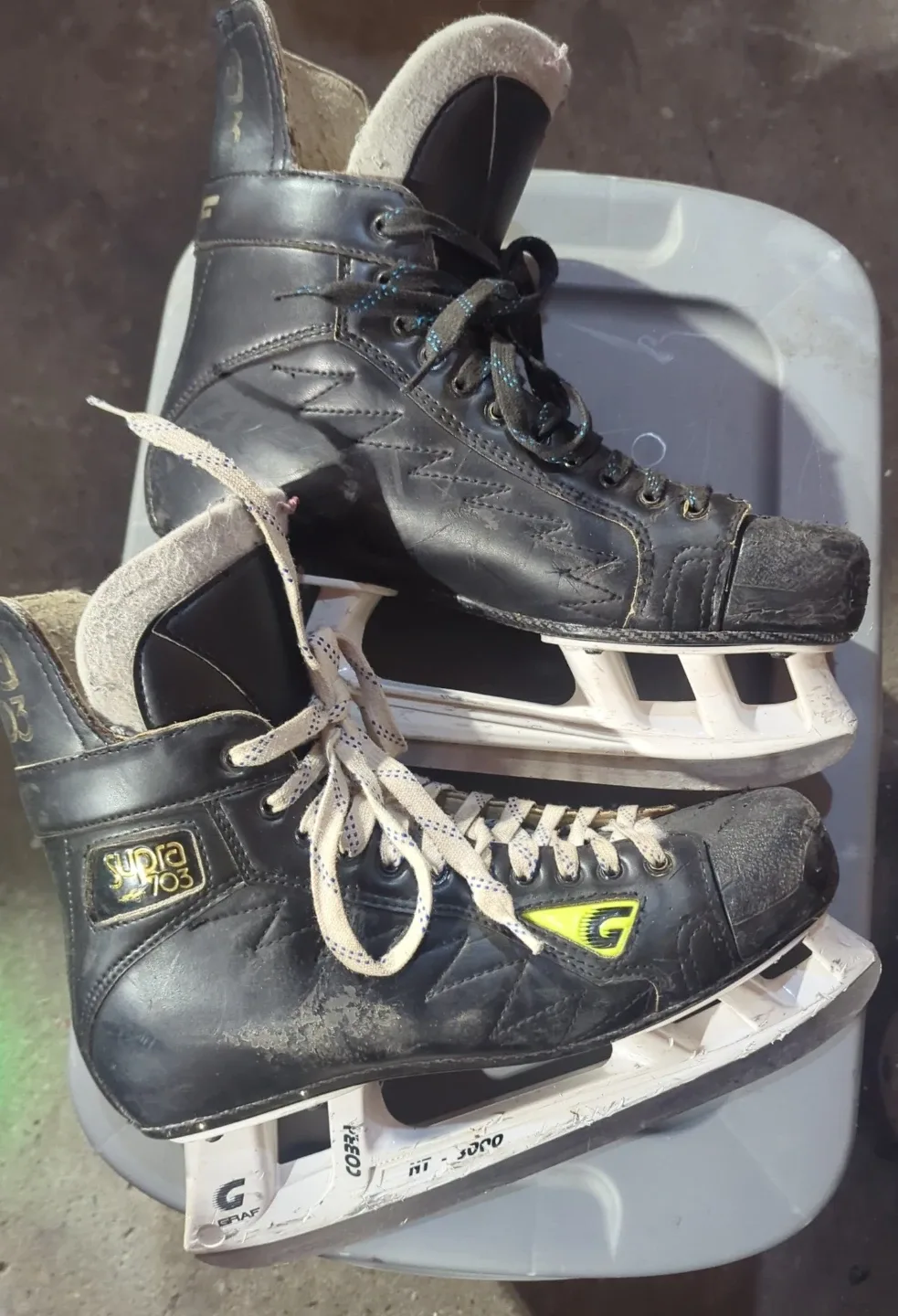 Supra 703 Top Light Ice Hockey Skates