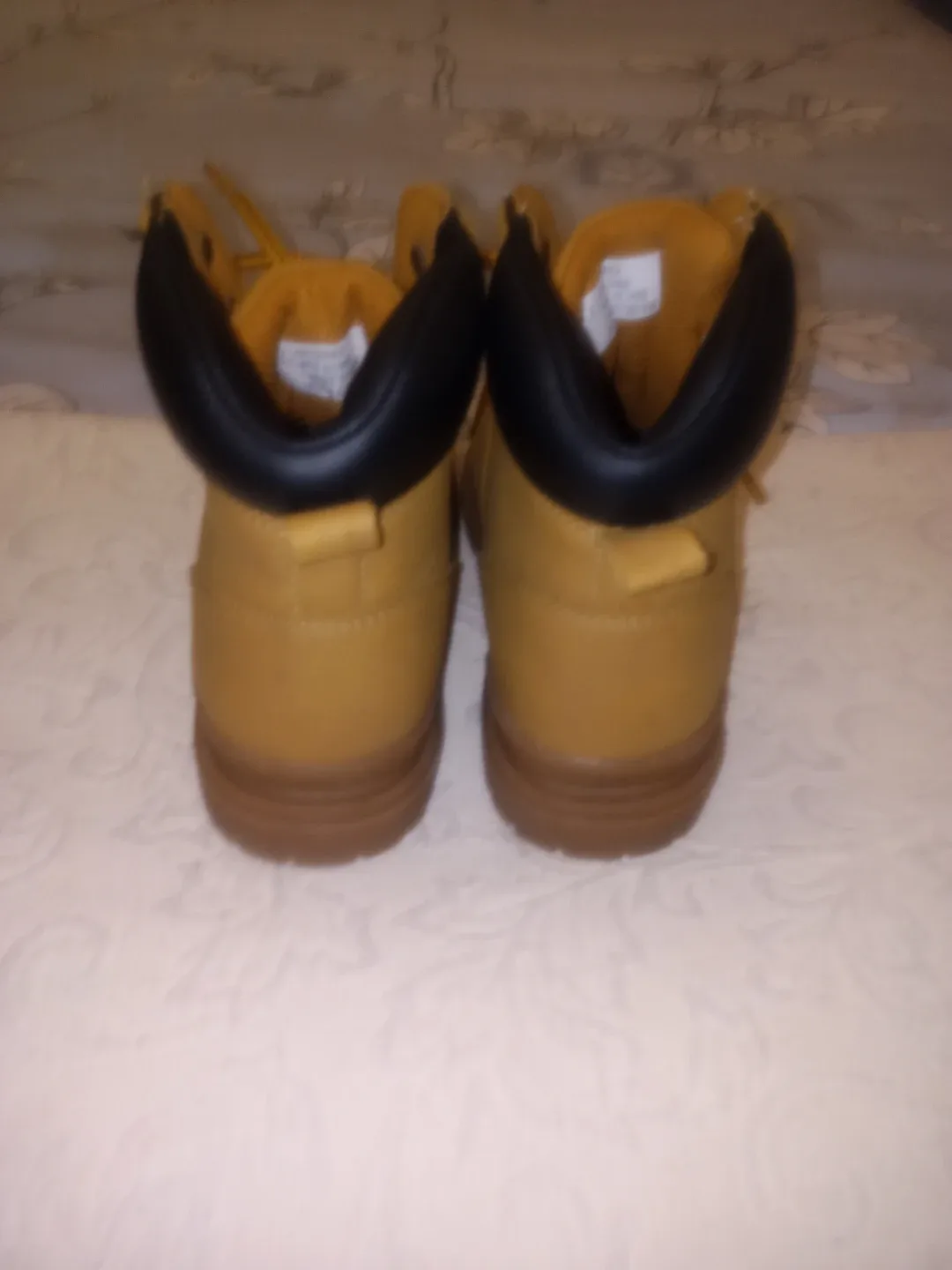 George Youth Boots - Size 2 image indicator(3)