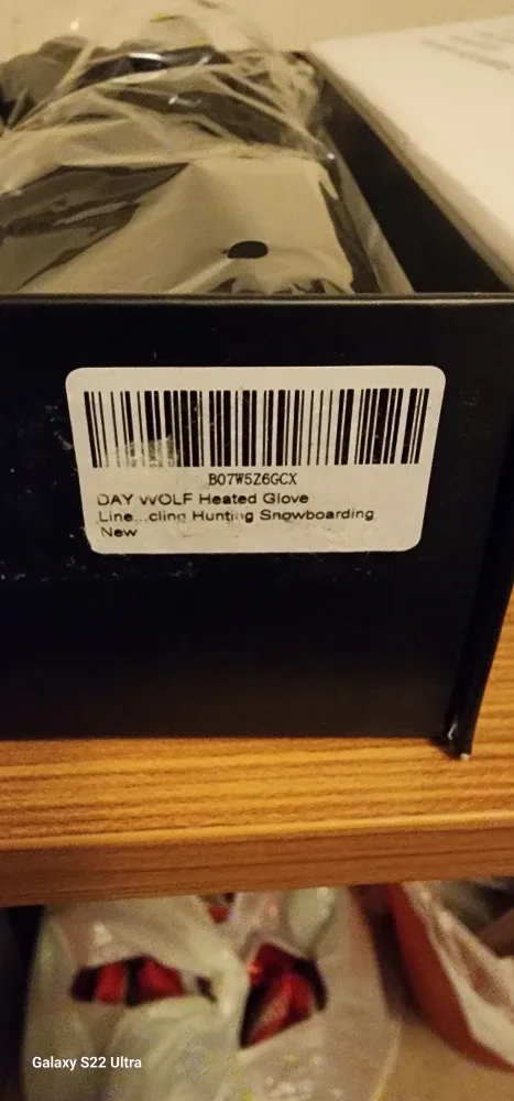 Day Wolf Heated Glove Liners - Rechargeable image indicator(10)