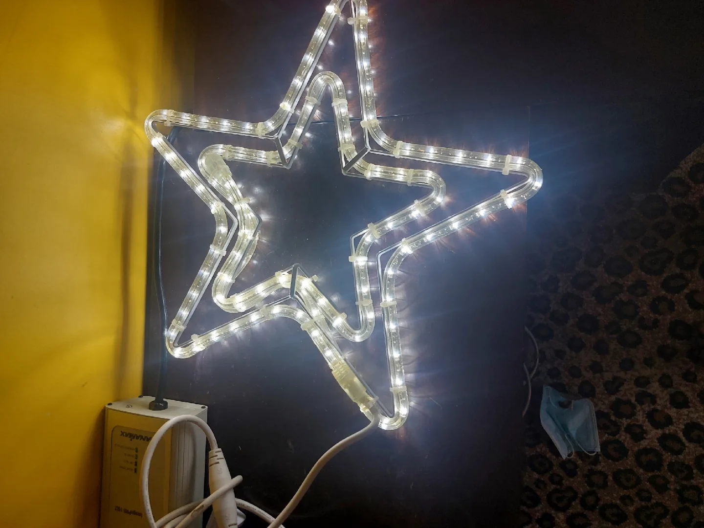 Ashland Star Tree Topper and led star both image indicator(4)