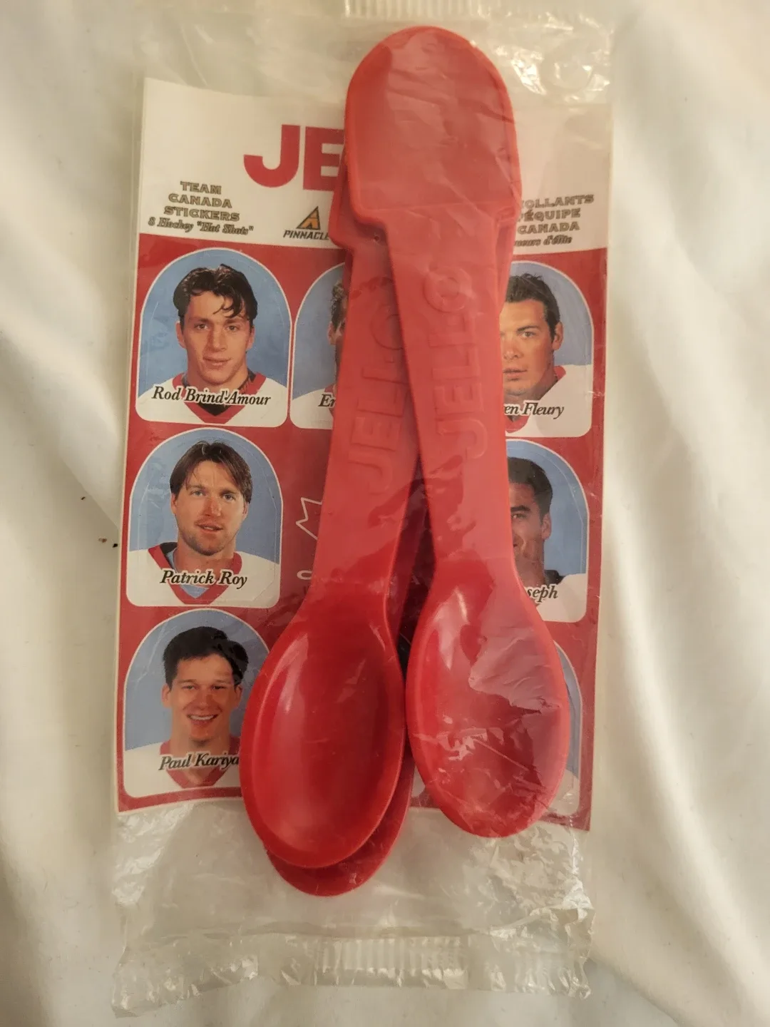 Vintage Jell-O Hockey Spoons - Canada Edition image indicator(2)