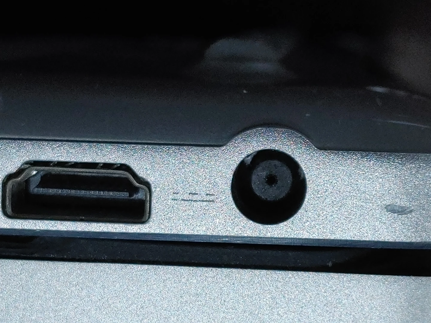 Dell laptop touch screen - photo 2
