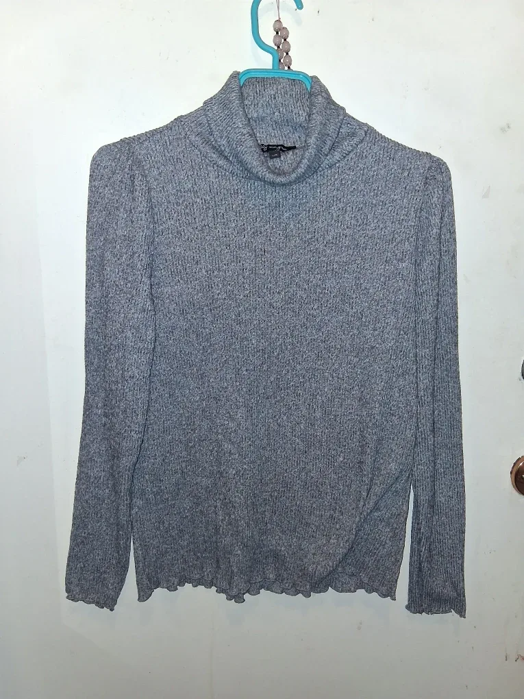 Lily Morgan Grey Turtleneck - Size L/G
