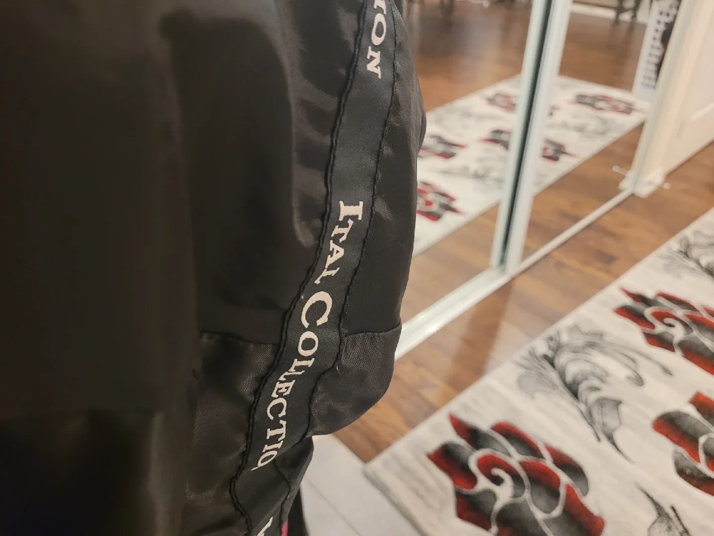 Ital Collection Black Leather Coat image indicator(3)