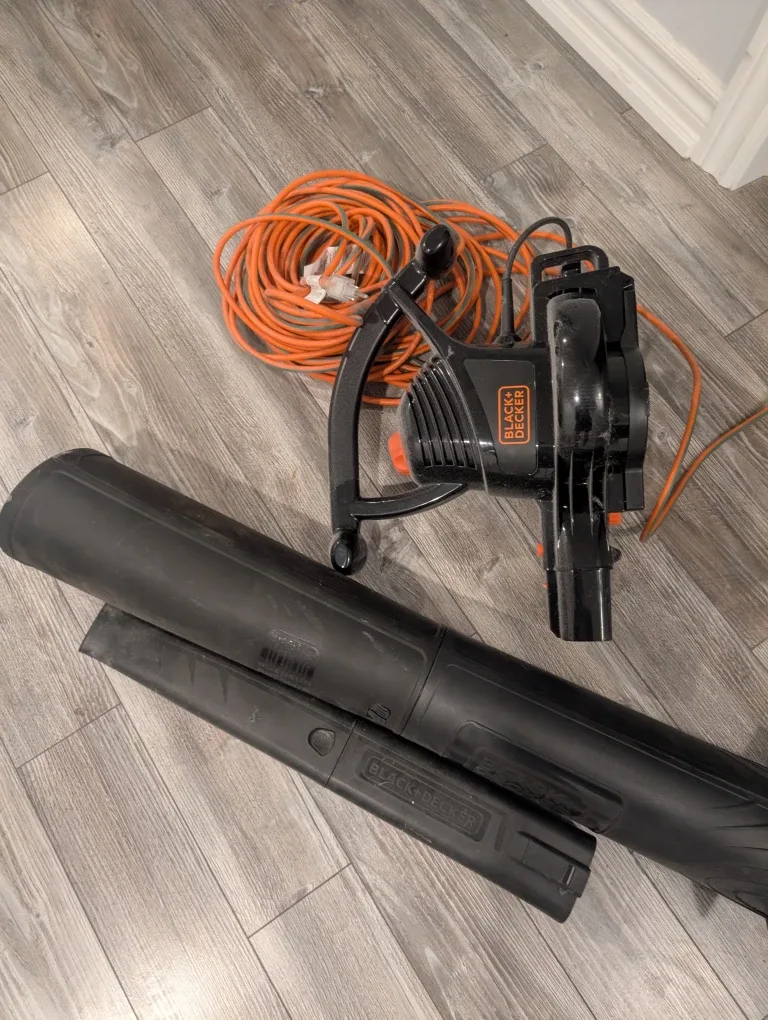 Black+Decker BV006 Corded Blower/Vacuum