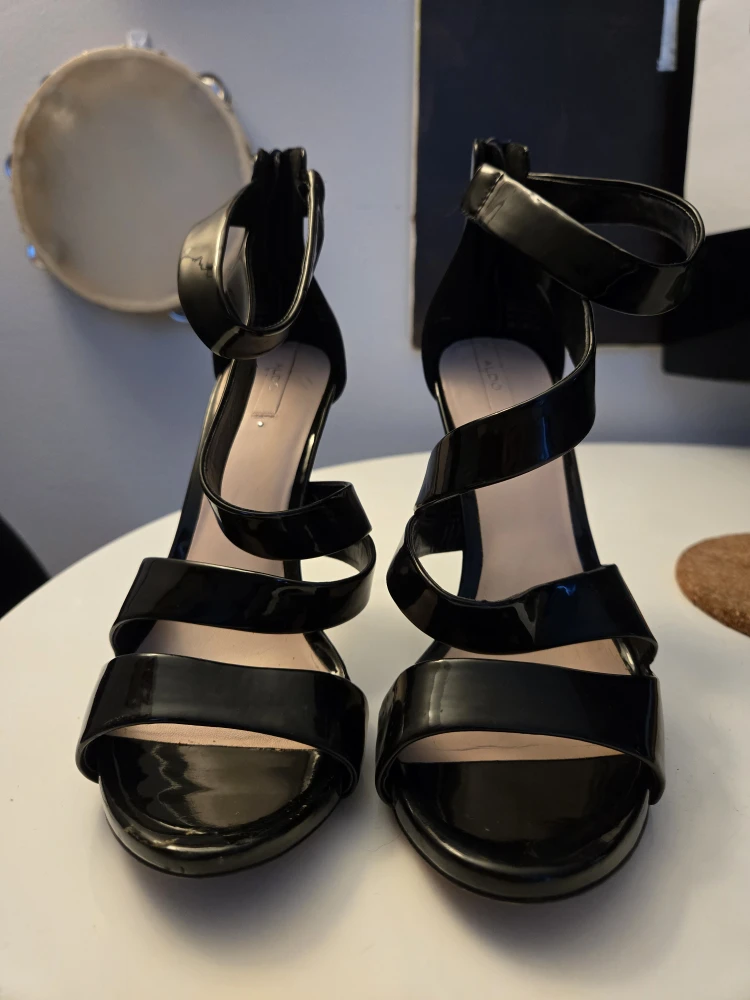 Aldo Black Heels, Size 9 - photo 3