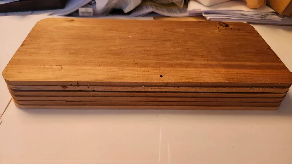 Brand New Cedar Grilling Planks - Set of 6 image indicator(5)