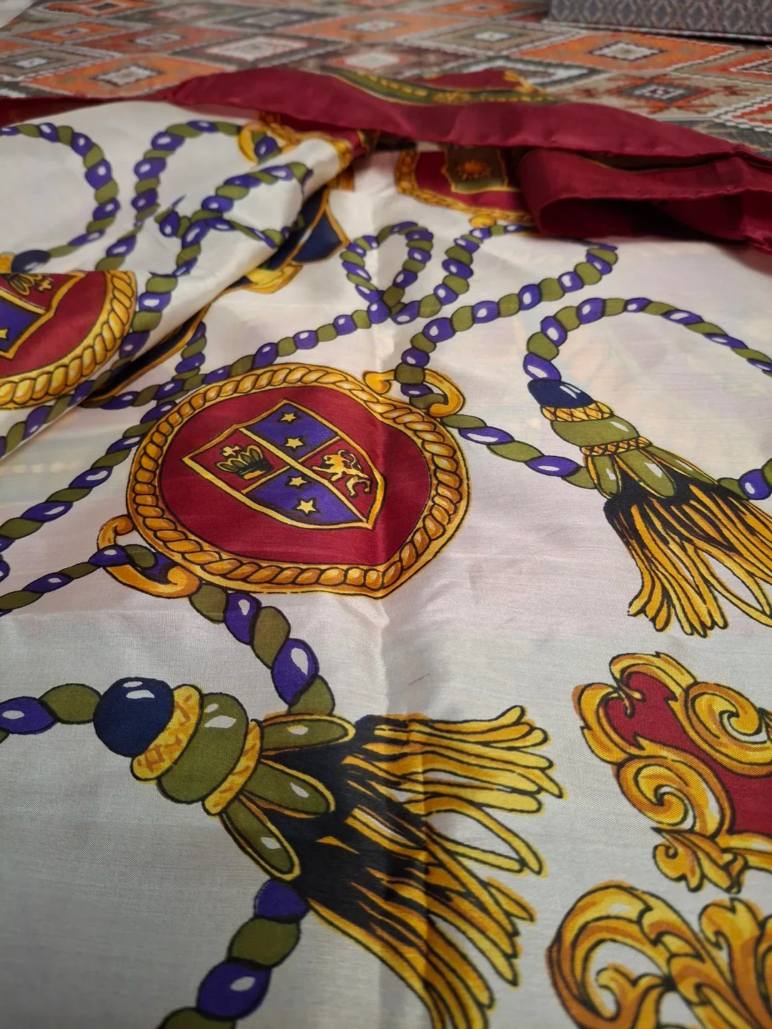 Vintage Style Scarf image indicator(2)