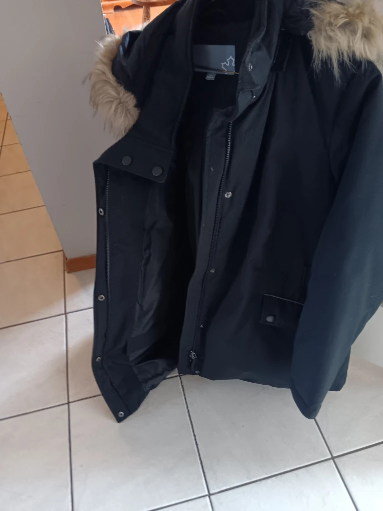 Black Winter Jacket - photo 3