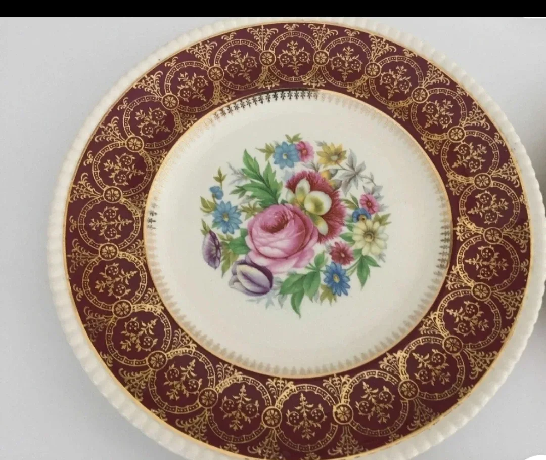 Solian Ware Simpson LTD Plates - Set of 4 image indicator(2)