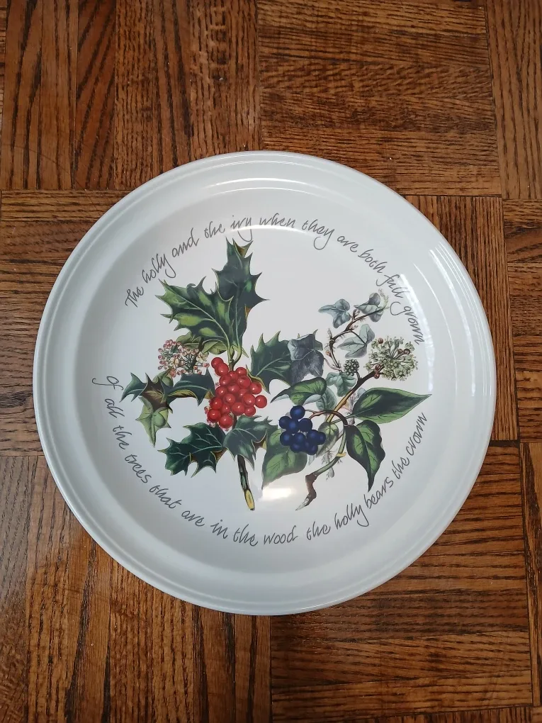 New Portmeirion The Holly & The Ivy Plate image indicator(2)