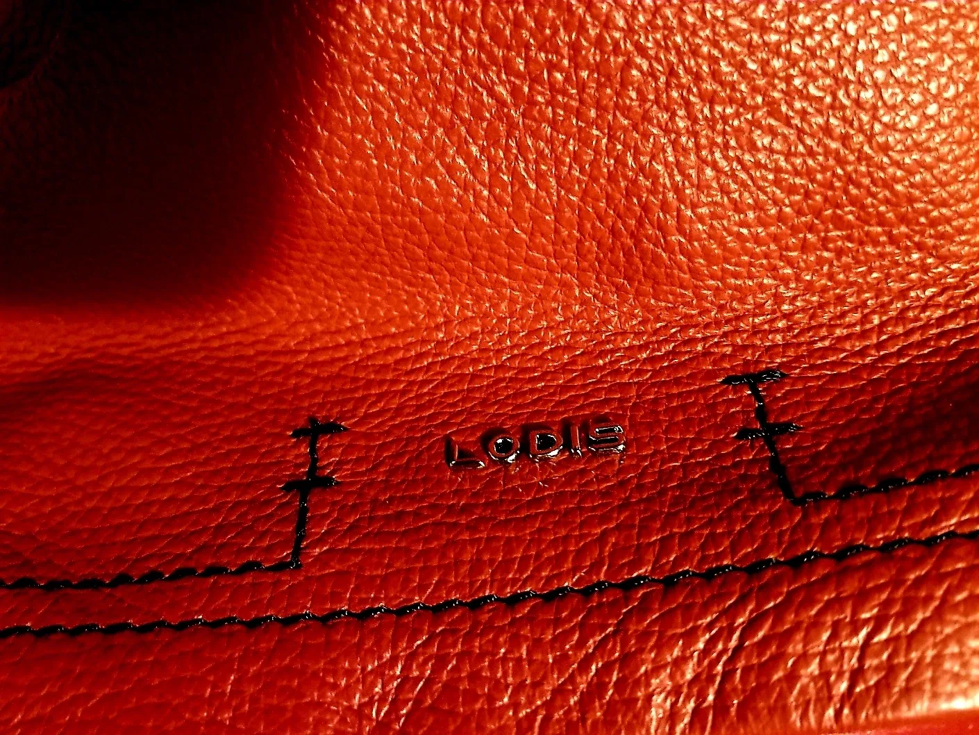 NWT LODIS Kate Convertible Bucket Leather Bag image indicator(7)