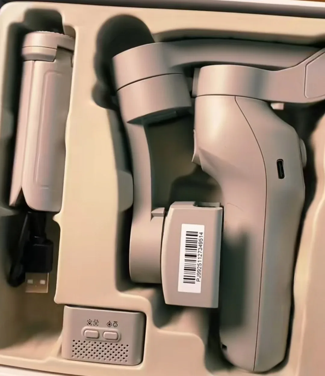 COMITOK L7C Pro AI Tracking Gimbal - New in Box! image indicator(2)