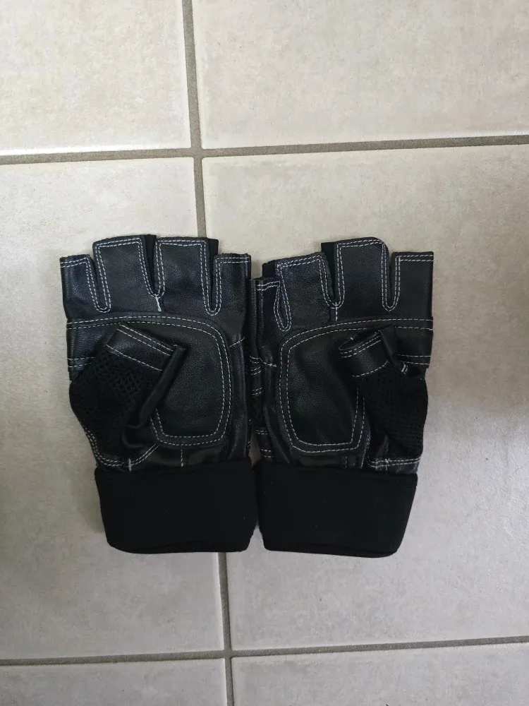 Active Sporting Life Weight Lifting Gloves