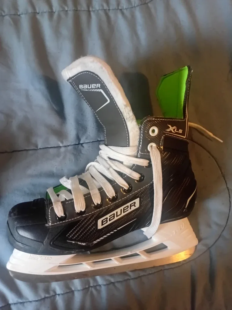 Bauer XLS Hockey Skates image indicator(3)