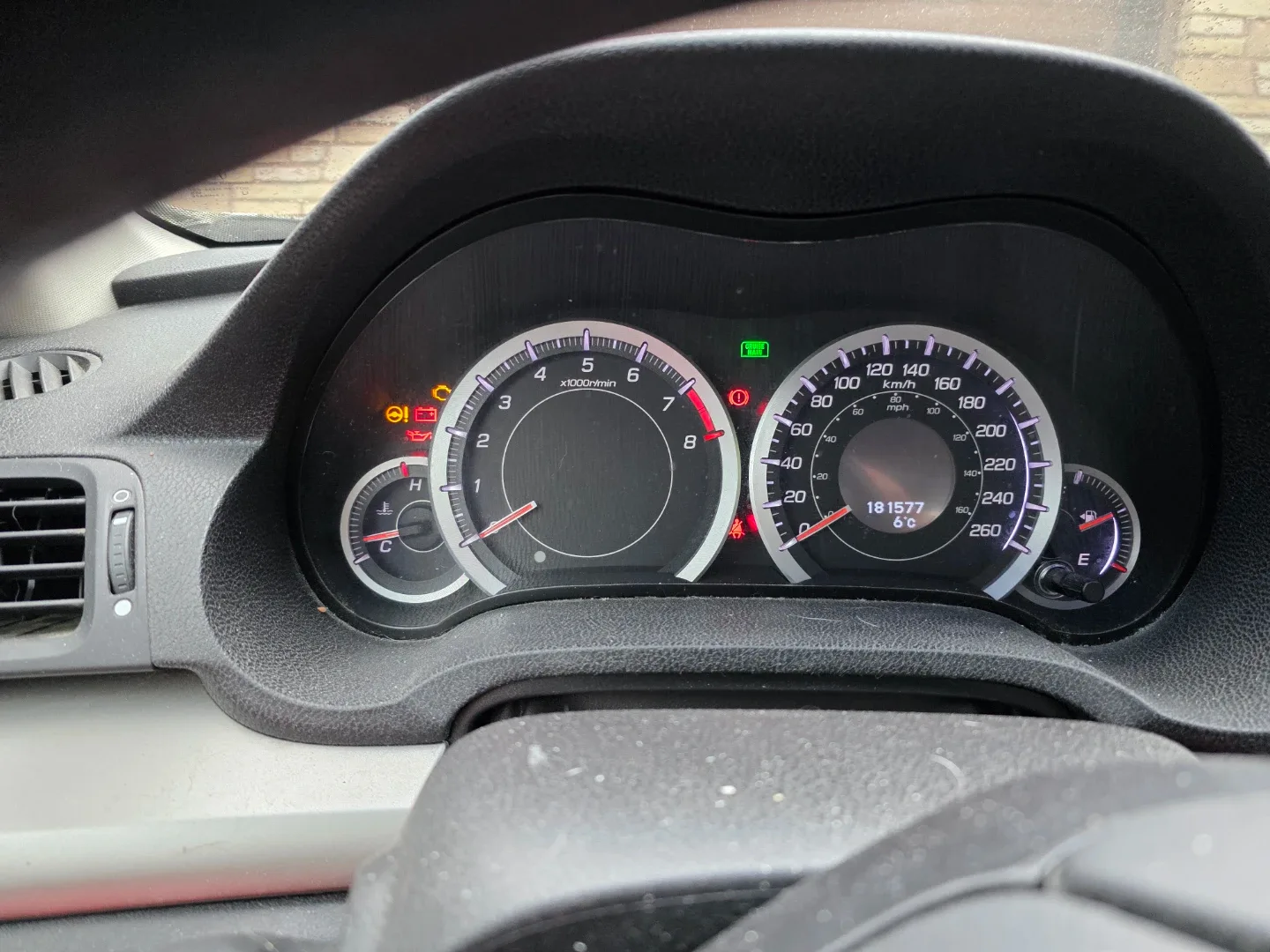 Acura TSX White Sedan image indicator(6)