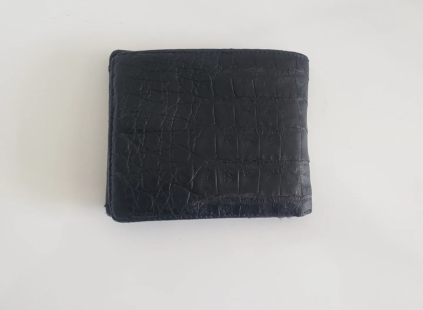 Fendi Black Crocodile Leather Bifold Wallet image indicator(2)