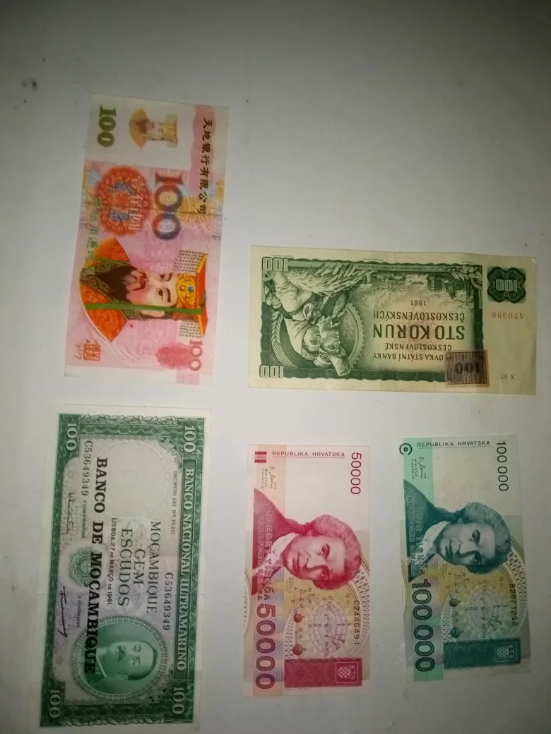 Collection of Foreign Banknotes