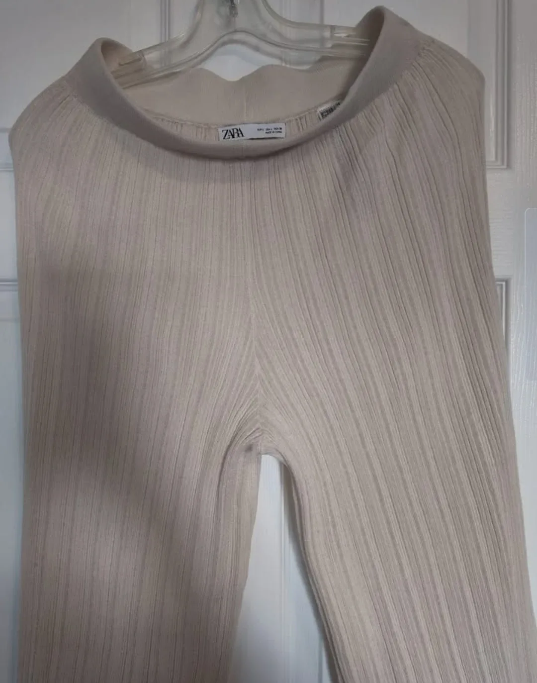 Zara Ribbed Knit Pants - Size Large image indicator(3)
