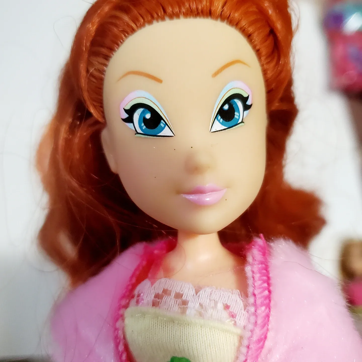 Winx Club Love and Pet Bloom Doll + Figure image indicator(3)