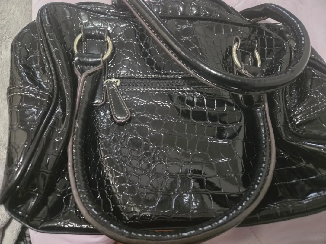 U.S. Polo Assn. Black Handbag image indicator(2)