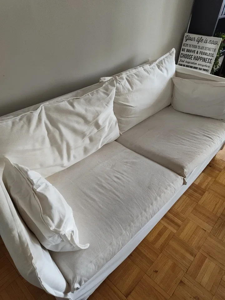 Backsälen  Washable White Sofa with Pillows