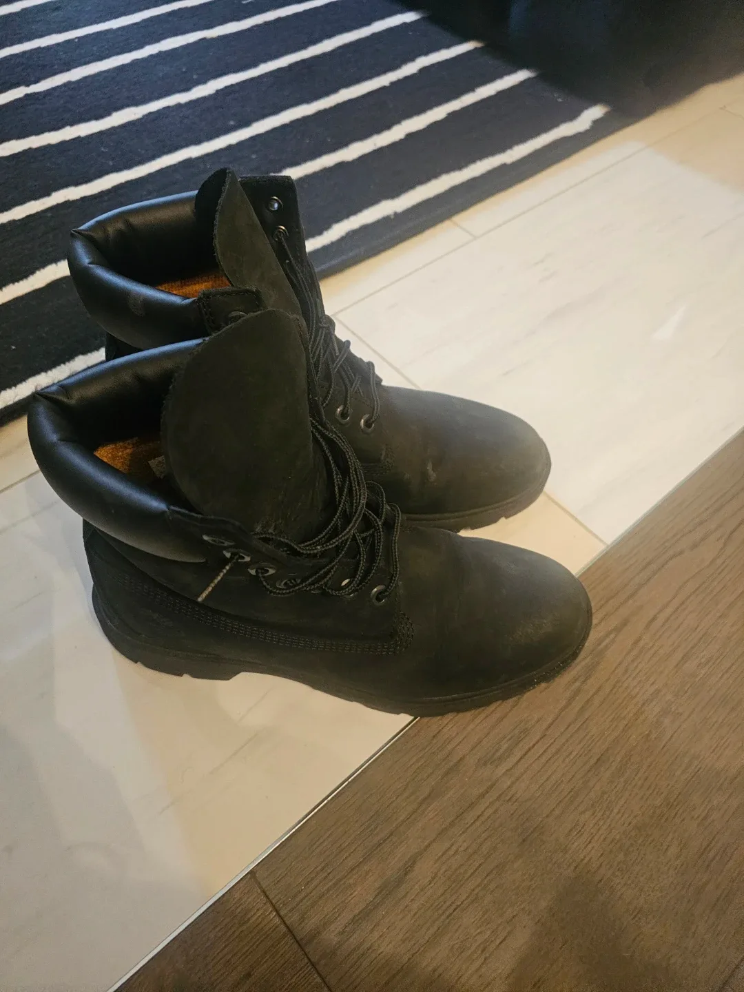Timberland Black Boots - Size 8