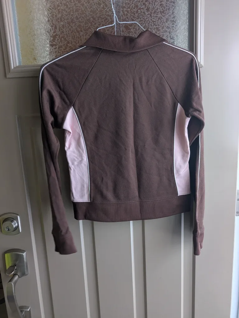 Girls sz lg Hollister sweater image indicator(2)