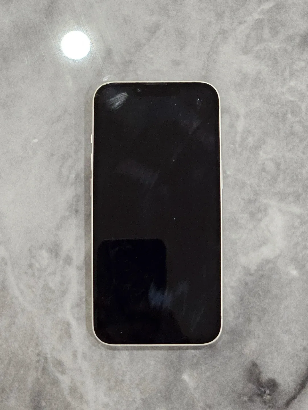 Apple iPhone 13 - Starlight - 128GB - With Box image indicator(4)